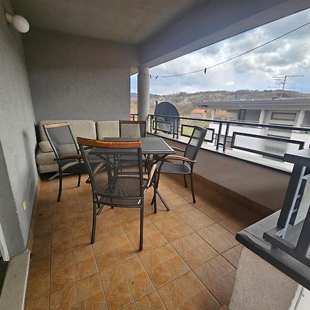 Apartman Ellye Lukavica Exterior photo